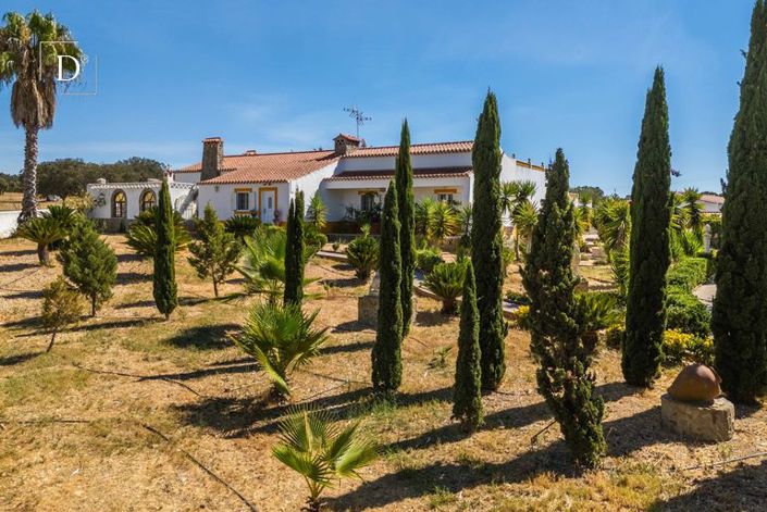 Image No.21-4 Bed Villa for sale