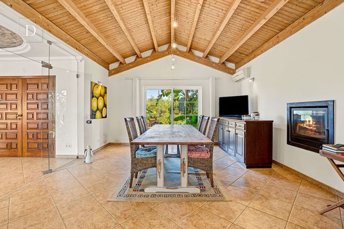 Image No.19-3 Bed Villa for sale