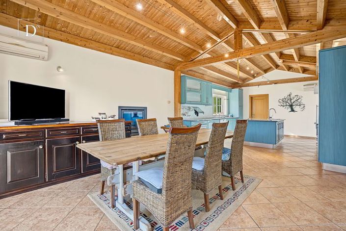 Image No.20-3 Bed Villa for sale