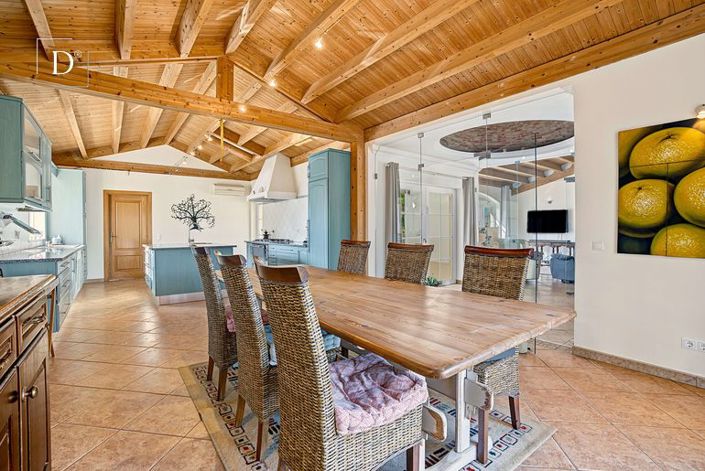 Image No.21-3 Bed Villa for sale