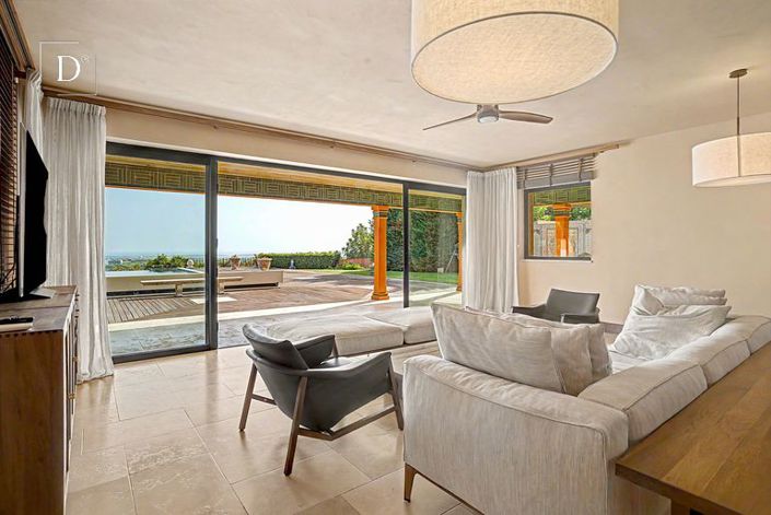 Image No.59-5 Bed Villa for sale