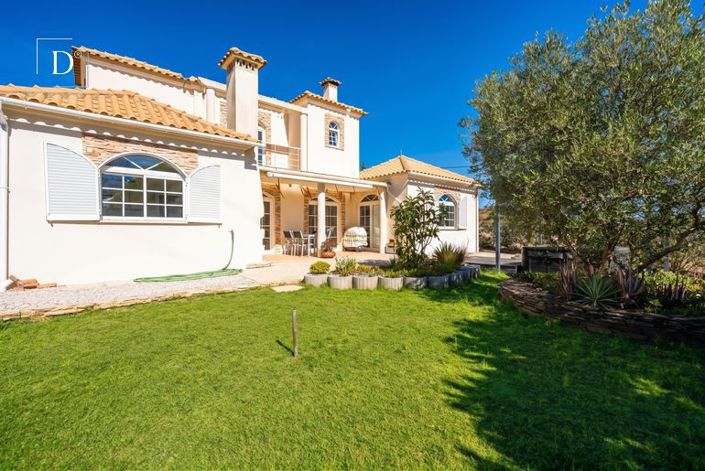 Image No.19-3 Bed Villa for sale