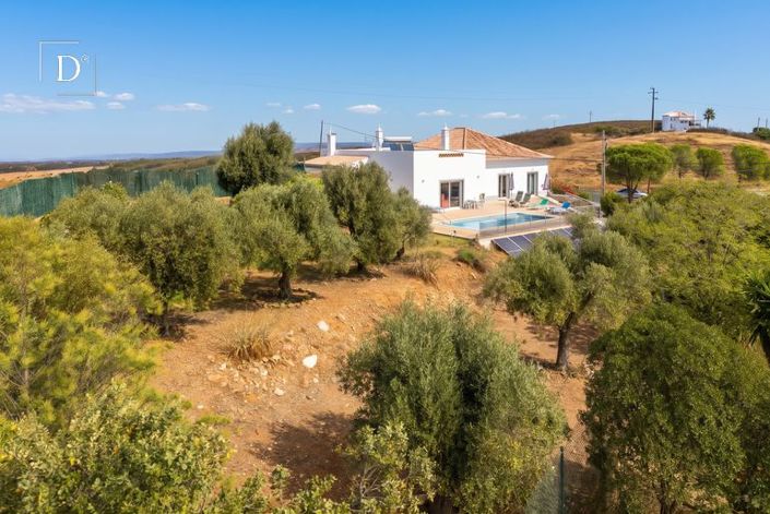 Image No.20-3 Bed Villa for sale