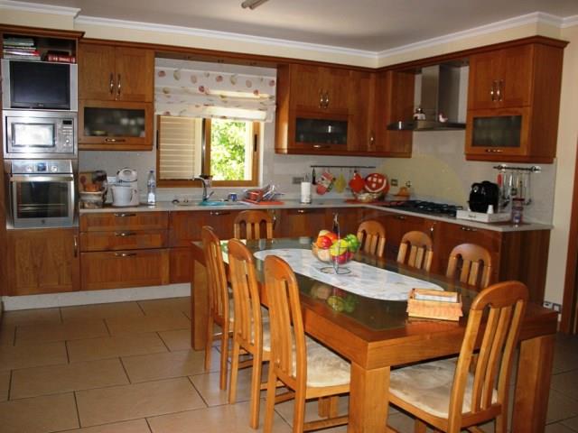 Image No.12-6 Bed House/Villa for sale