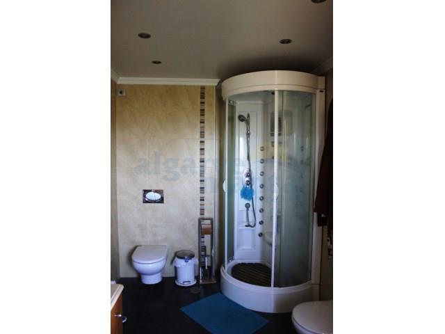 Image No.19-6 Bed House/Villa for sale