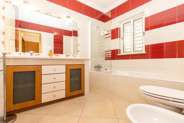 Image No.10-Maison / Villa de 3 chambres à vendre à Manta Rota