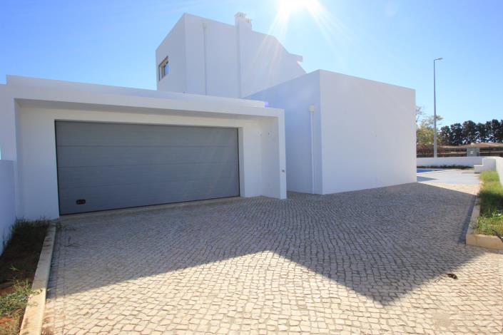 Image No.37-Villa de 4 chambres à vendre à Santa Maria