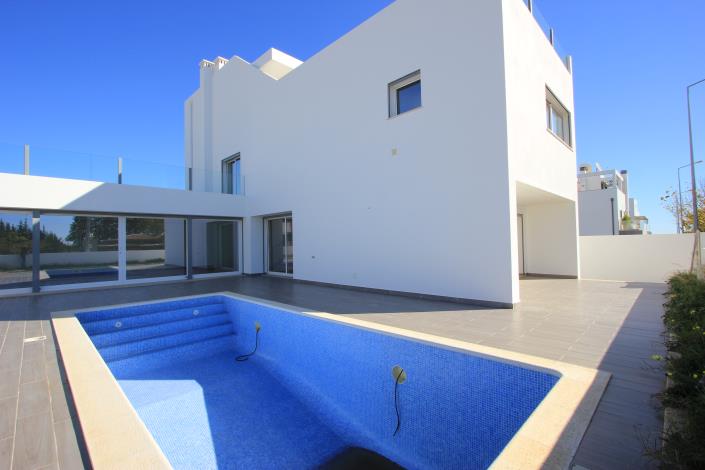 Image No.4-Villa de 4 chambres à vendre à Santa Maria