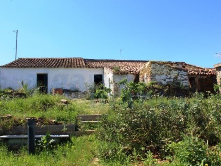 Image No.2-3 Bed Country House for sale