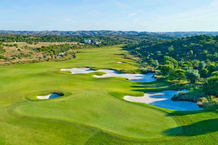 Image No.8-3 Bed Country House for sale