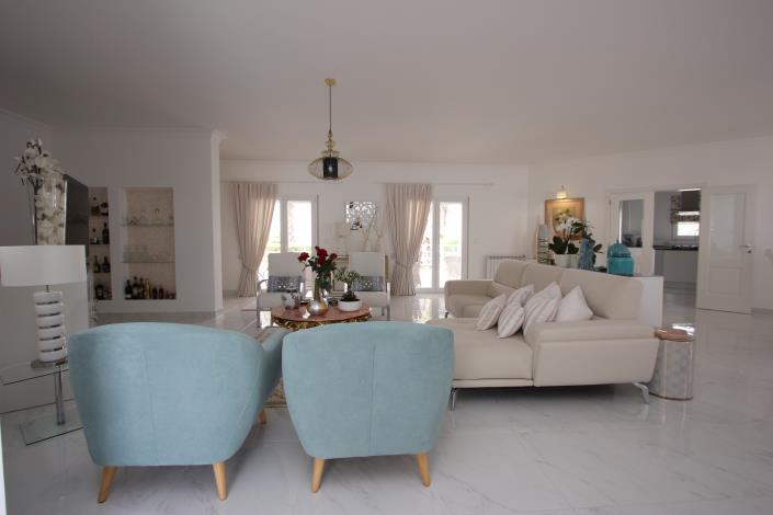 Image No.3-4 Bed Villa / Detached for sale