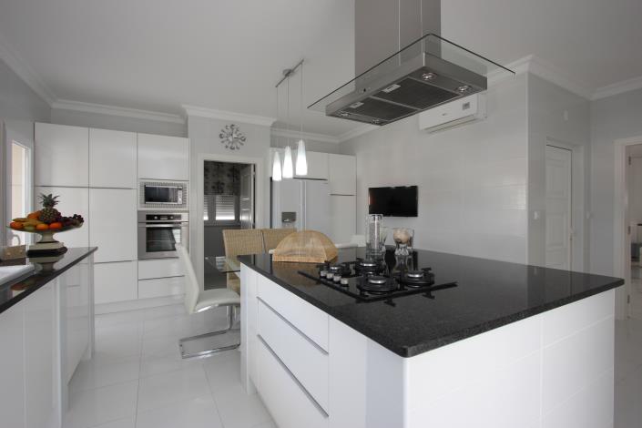 Image No.7-4 Bed Villa / Detached for sale