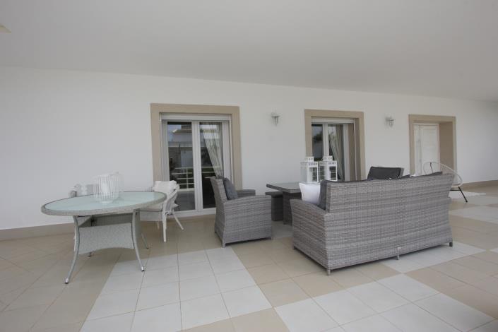 Image No.23-4 Bed Villa / Detached for sale