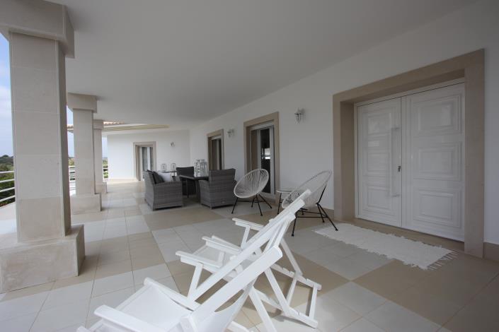 Image No.24-4 Bed Villa / Detached for sale