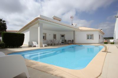4 Bed Villa / Detached for sale