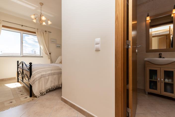 Image No.13-3 Bed Villa for sale