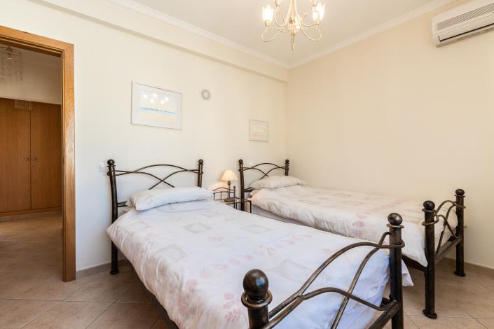 Image No.24-3 Bed Villa for sale