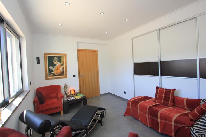 Image No.7-3 Bed Villa / Detached for sale