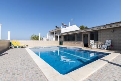 Maison / Villa de 4 chambres à vendre à Azinhal