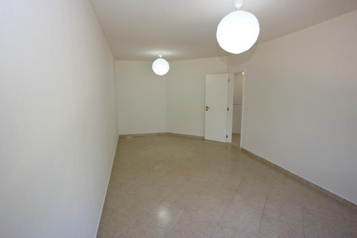 Image No.1-3 Bed Apartment for sale