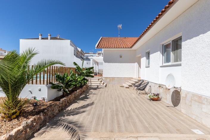 Image No.11-5 Bed Villa / Detached for sale