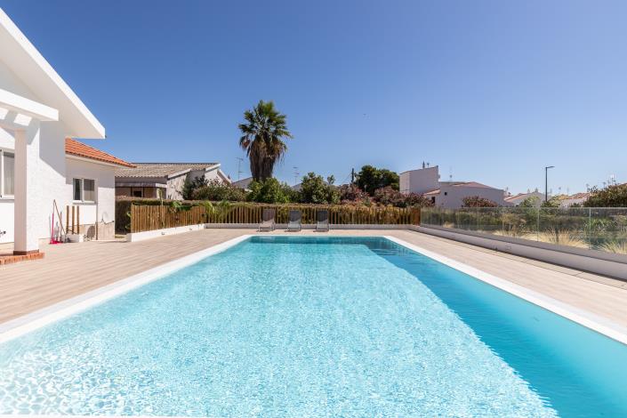 Image No.2-5 Bed Villa / Detached for sale