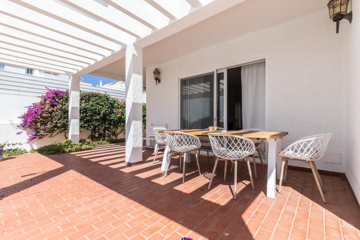 Image No.13-5 Bed Villa / Detached for sale