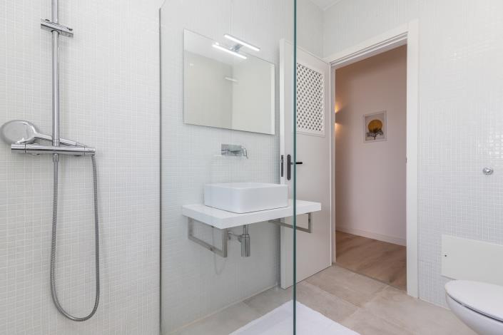 Image No.20-5 Bed Villa / Detached for sale