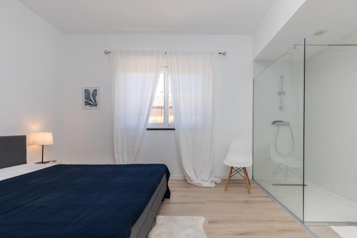 Image No.23-5 Bed Villa / Detached for sale