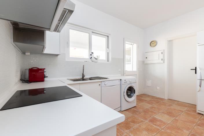 Image No.35-5 Bed Villa / Detached for sale