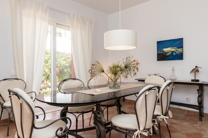 Image No.36-5 Bed Villa / Detached for sale