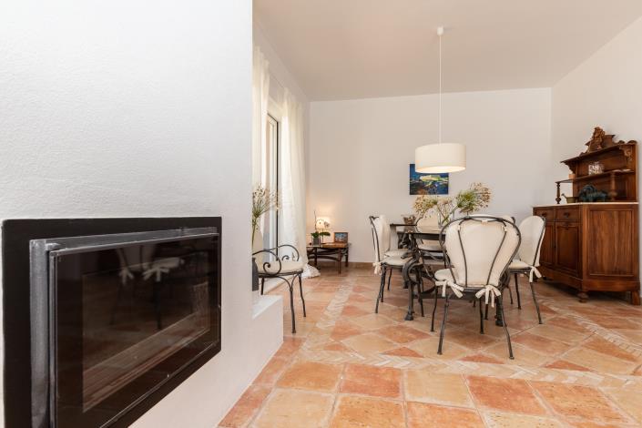 Image No.37-5 Bed Villa / Detached for sale