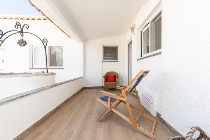 Image No.44-5 Bed Villa / Detached for sale