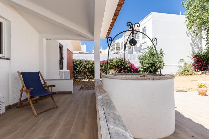 Image No.47-5 Bed Villa / Detached for sale