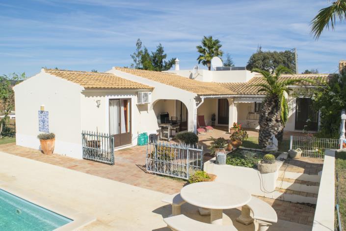 Image No.3-4 Bed Villa / Detached for sale