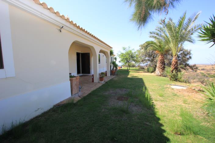 Image No.10-4 Bed Villa / Detached for sale