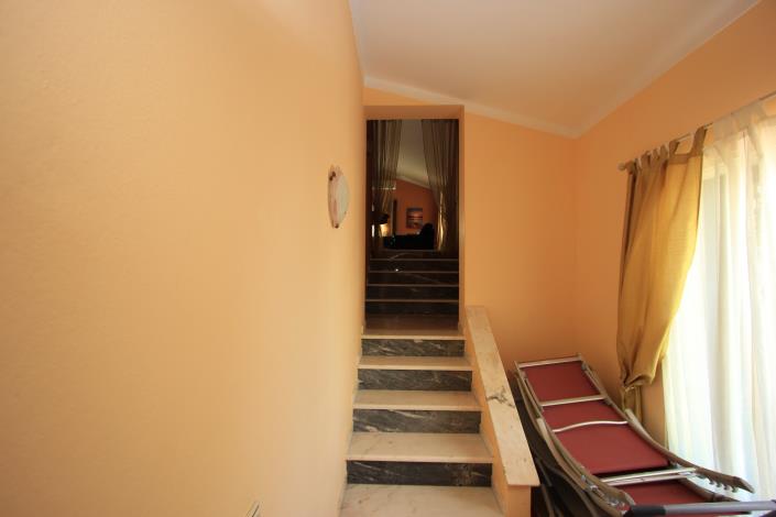 Image No.26-4 Bed Villa / Detached for sale