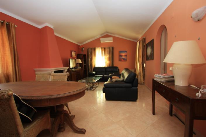 Image No.28-4 Bed Villa / Detached for sale