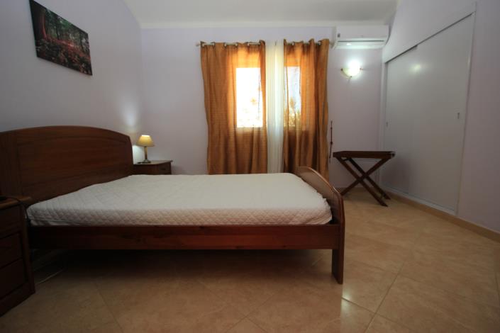 Image No.33-4 Bed Villa / Detached for sale