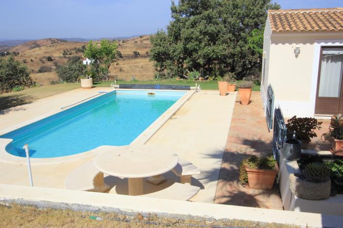 Image No.38-4 Bed Villa / Detached for sale