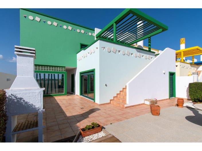 Image No.1-3 Bed Villa for sale