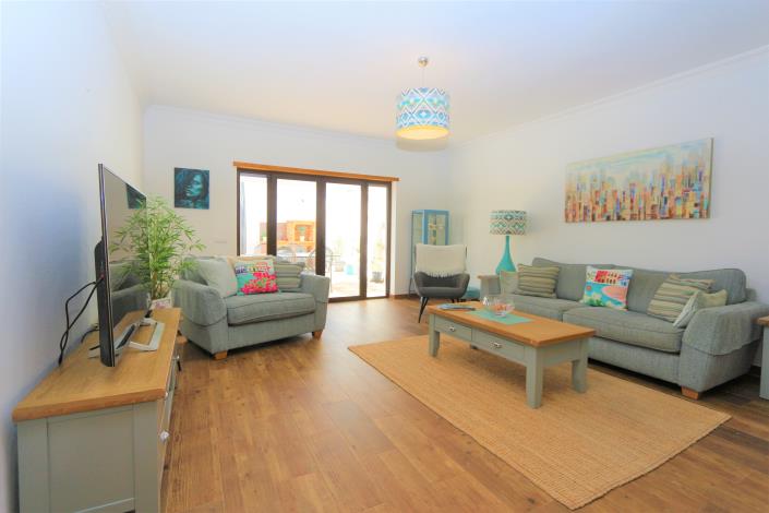 Image No.6-3 Bed Villa for sale