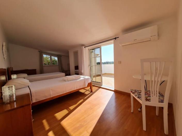 Image No.19-6 Bed Villa / Detached for sale