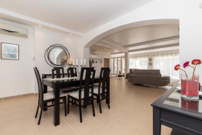 Villa-4-bedrooms-with-private-pool--89-