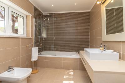 Villa-4-bedrooms-with-private-pool--74-