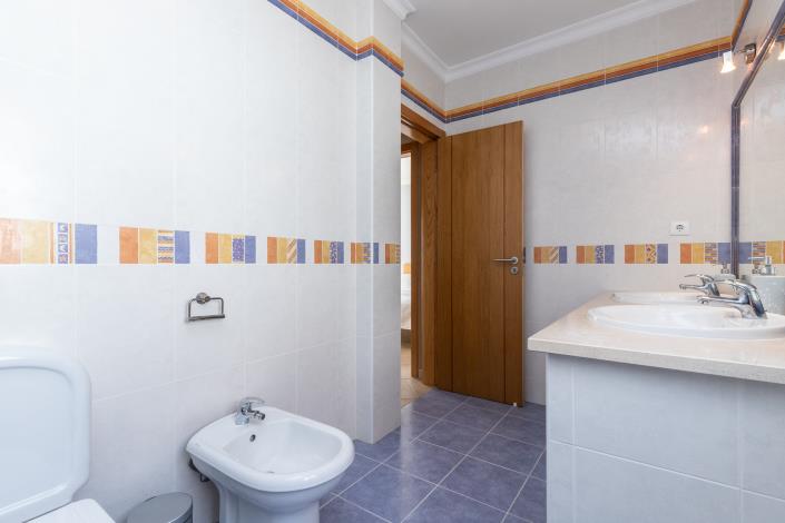 Image No.19-4 Bed House/Villa for sale