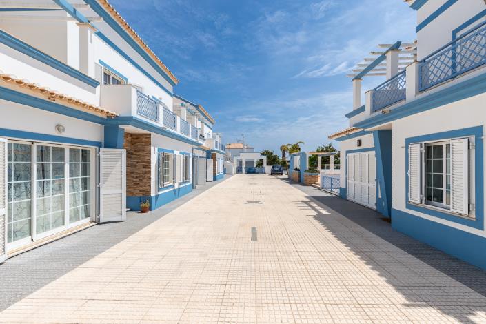 Image No.37-4 Bed House/Villa for sale