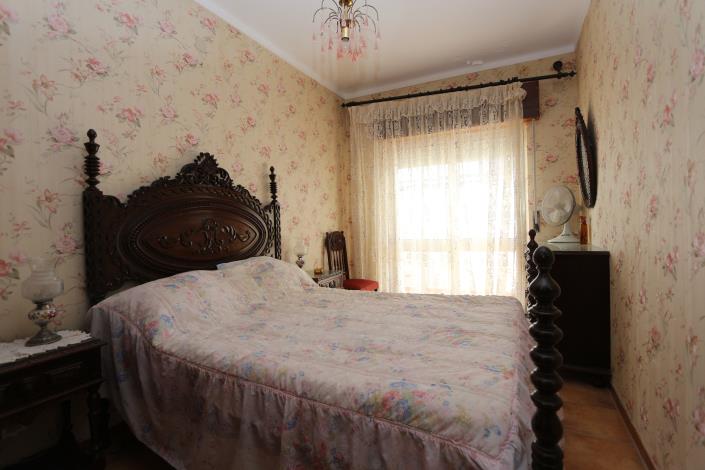 Image No.13-6 Bed House for sale