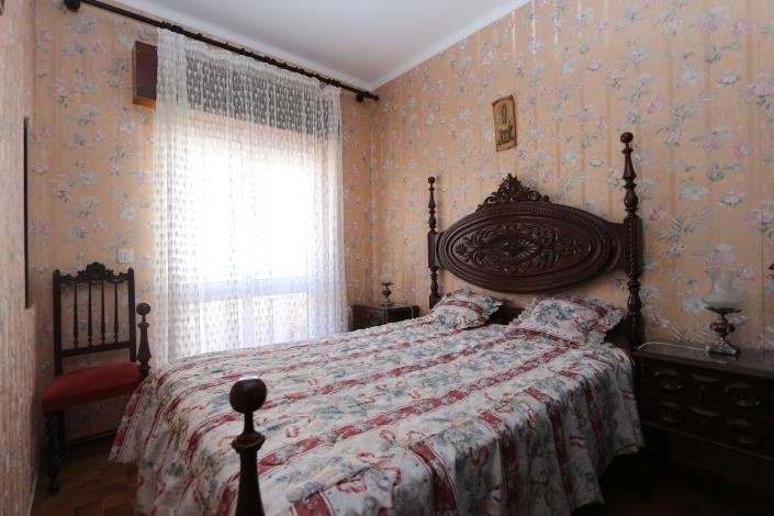 Image No.22-6 Bed House for sale