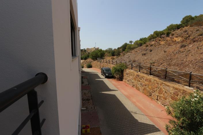 Image No.26-2 Bed Townhouse for sale